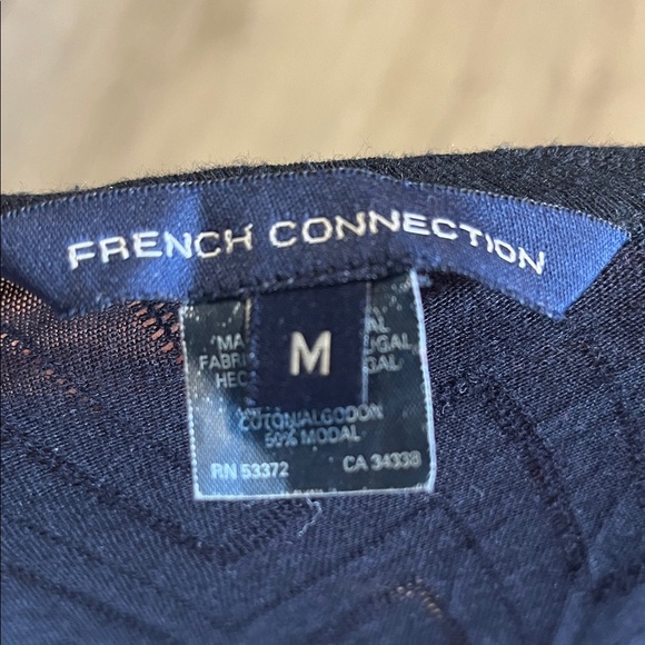 French Connection Black Short Sleeve Top - Picture 2 of 2